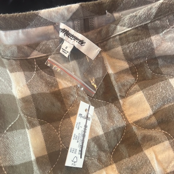 Curvy Quilted Flannel Mini Skirt in Gingham Check - Picture 4 of 4